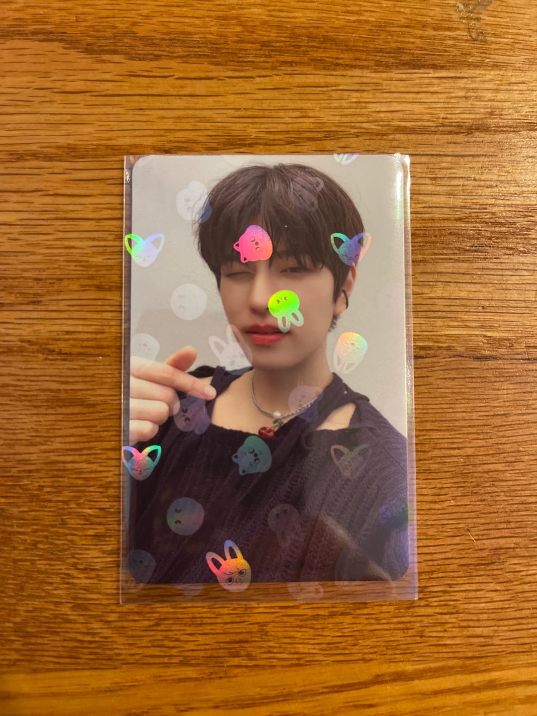 Customer photo review of PREMIUM HOLOGRAPHIC PHOTOCARD SLEEVES - SKZOO VERSION