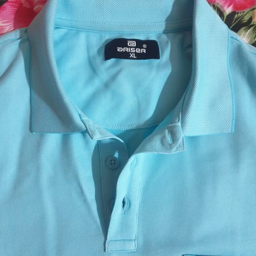 Customer photo review of Ariser Turquoise Blue Color Cotton Golf  Polo T-Shirts For Men - 29003