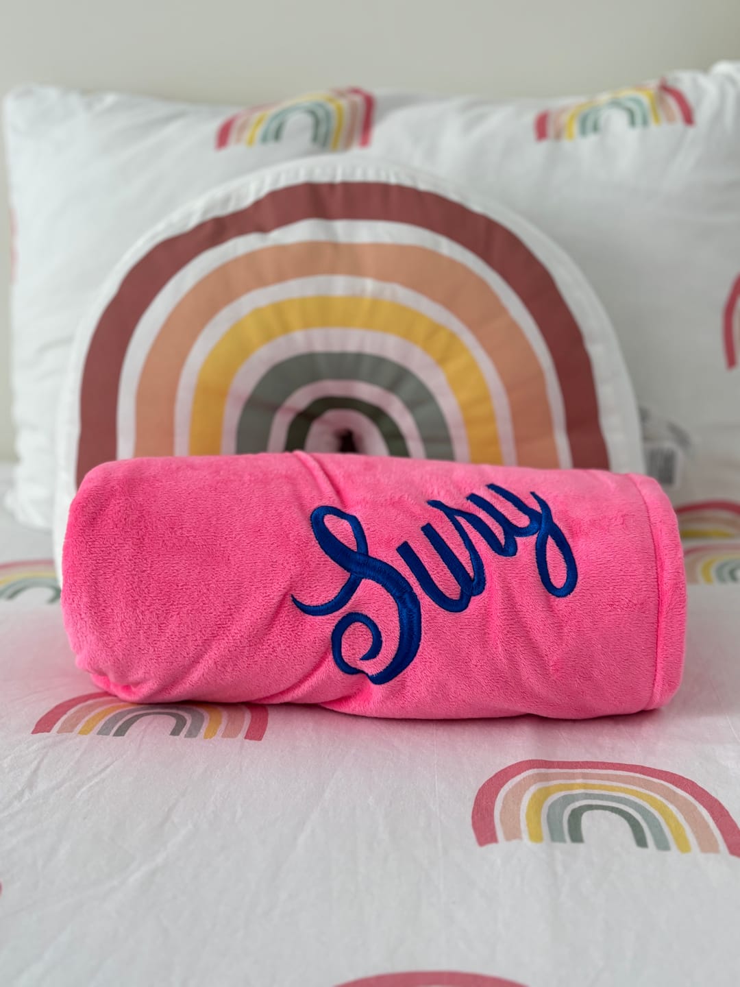 Customer photo review of BiggerBee Throw Blanket ~ Neon Hot Pink