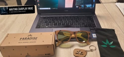 Customer photo review of Edición Especial Paradise