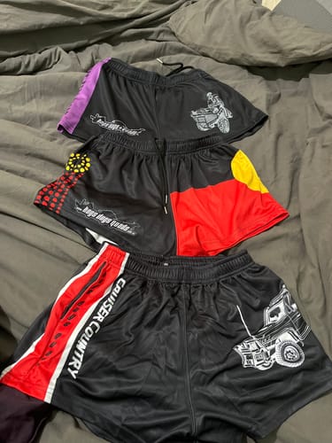 Customer photo review of Quad & Hound Footy Shorts - WITH POCKETS