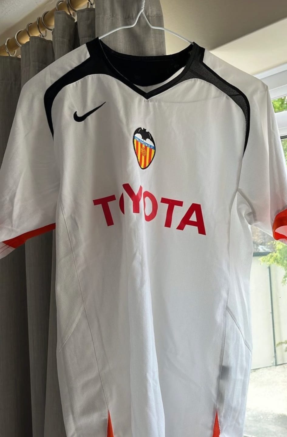 Customer photo review of RETRO Mystery Shirt