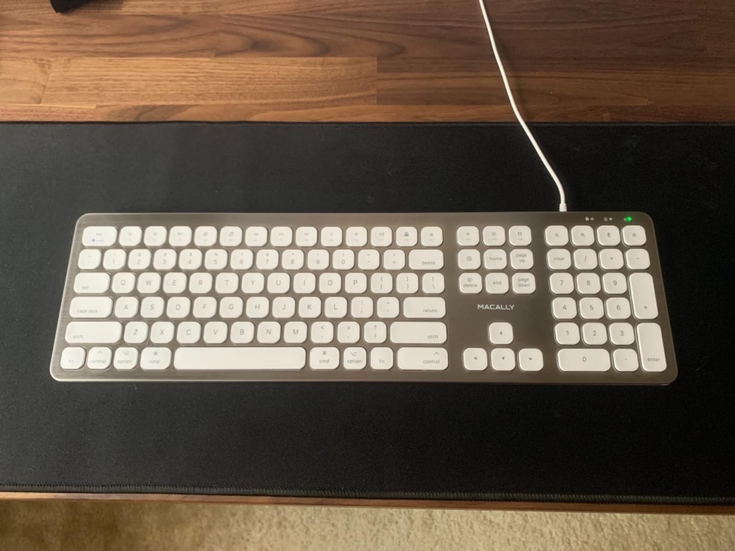 Customer photo review of USB Keyboard | USB Hub for Mac / PC