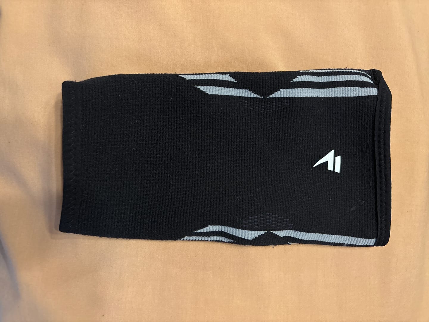 Customer photo review of Flytex V2 Elbow Compressions