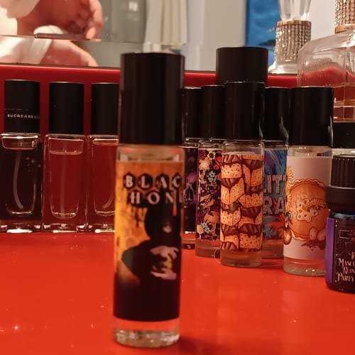 Customer photo review of Black Honey