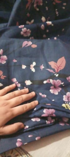 Customer photo review of Floral Navy-Bed Sheet Set