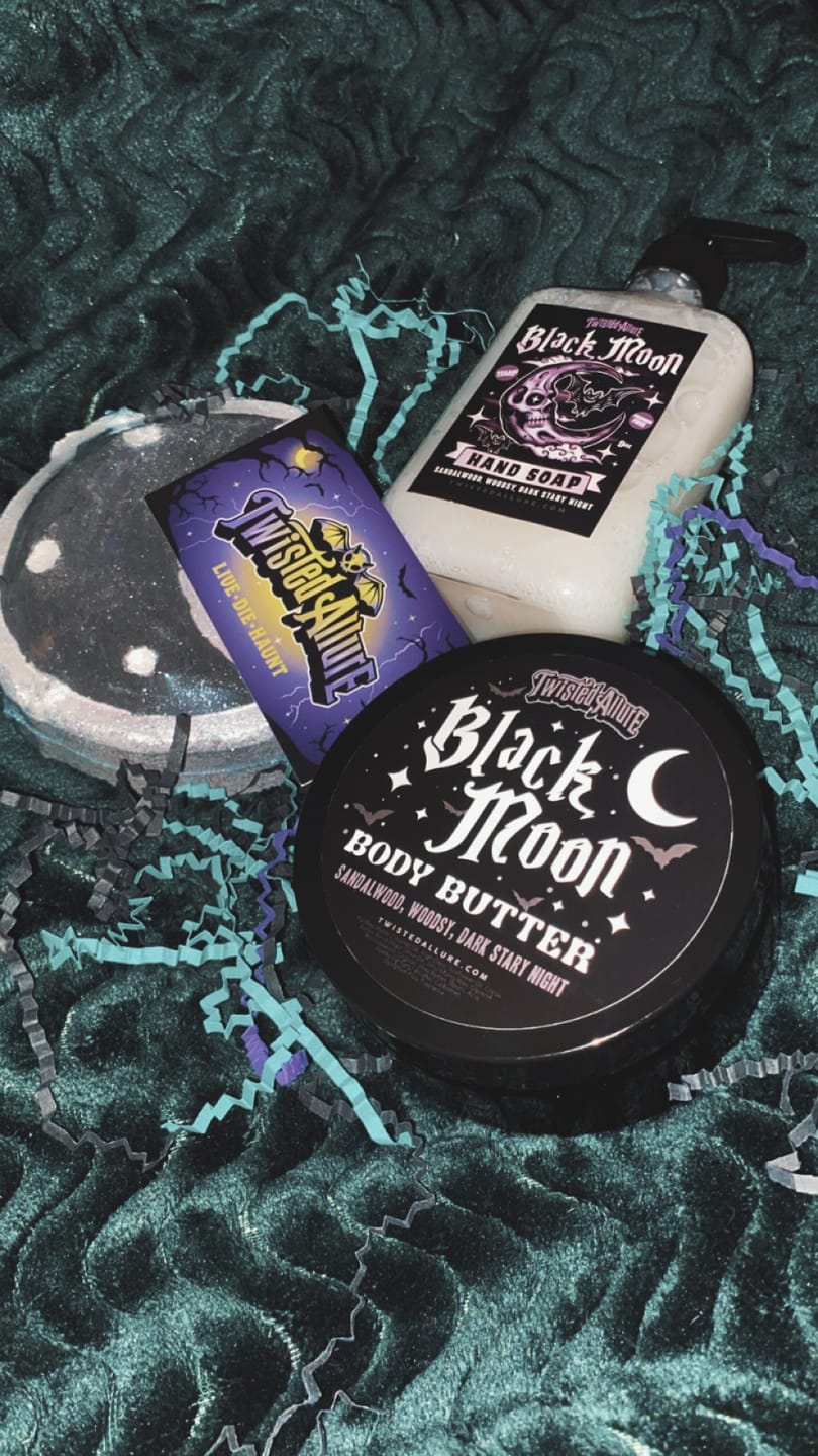 Customer photo review of Black Moon  Body Butter