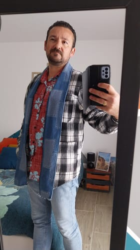 Customer photo review of Chemise à manches longues en denim décontracté avec poche à carreaux pour hommes