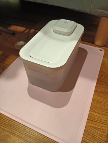 Customer photo review of Michu Wireless Cat Water Fountain - Battery Operated Dispenser for Healthy Hydration