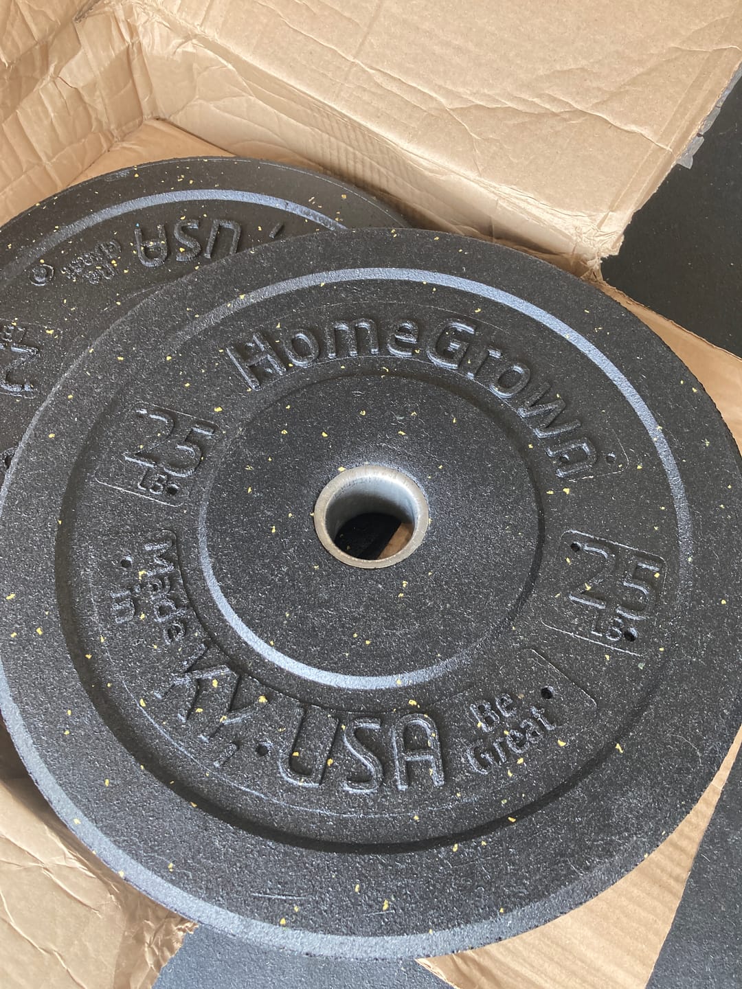 Customer photo review of URA-MAX BLACK Bumper Plate Sets