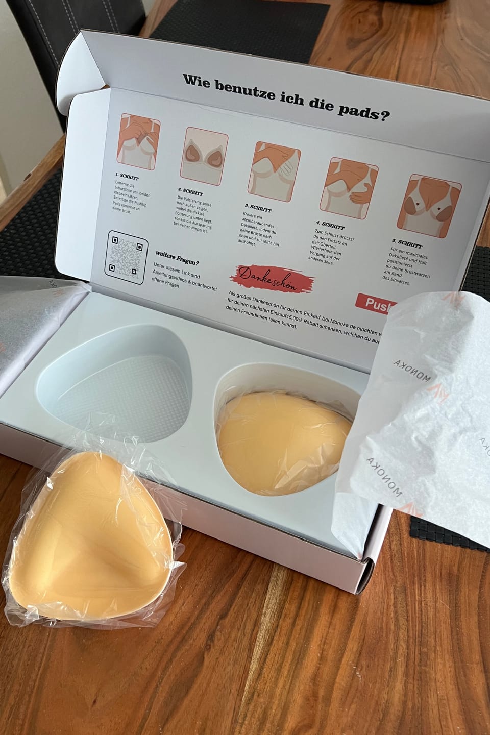 Customer photo review of Monoka´s Pushpads™ - Doppelseitig klebende Pushup Nippelcover
