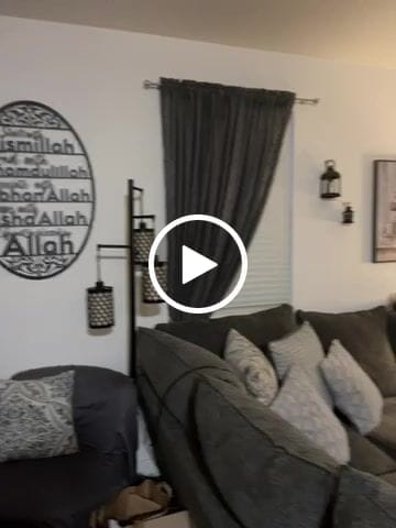 Customer video review of Bismillah Alhamdulillah SubhanAllah InshAllah Metal Islamic Wall Art