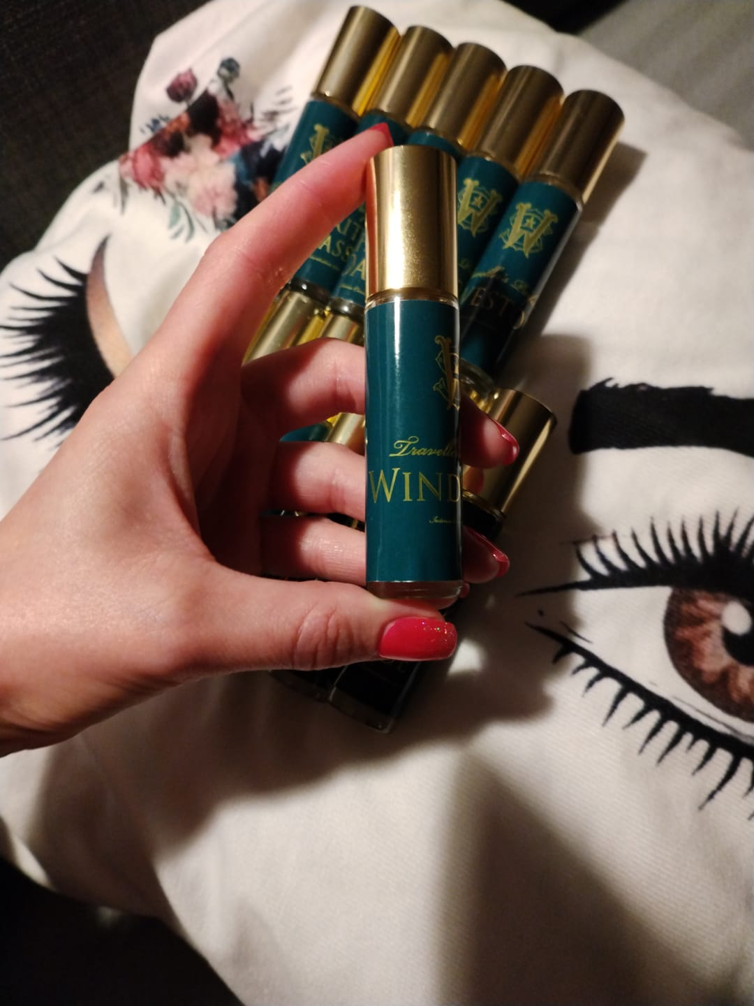 Customer photo review of Windsong