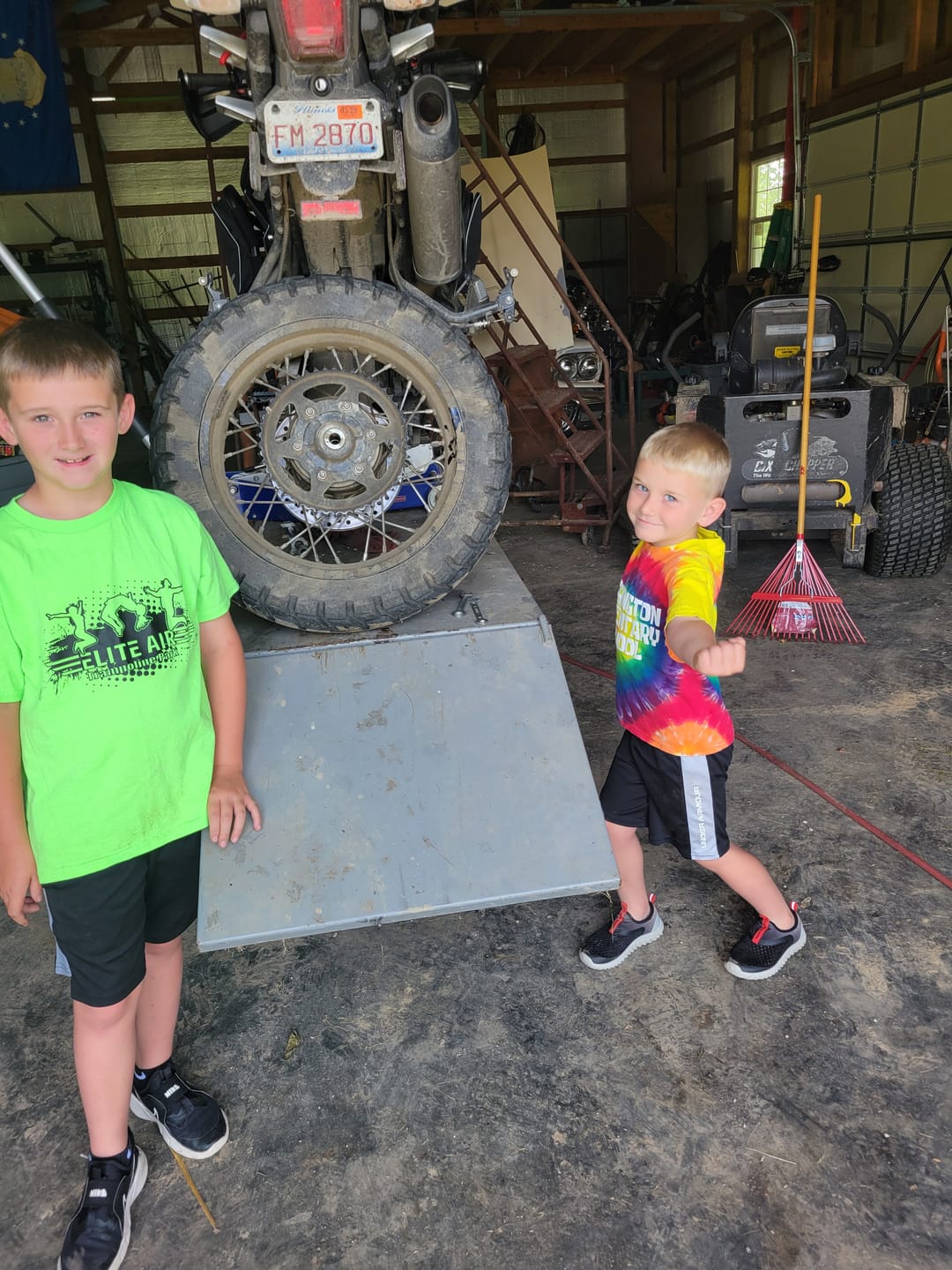 Customer photo review of Rabaconda Dirt Bike Tire Changer
