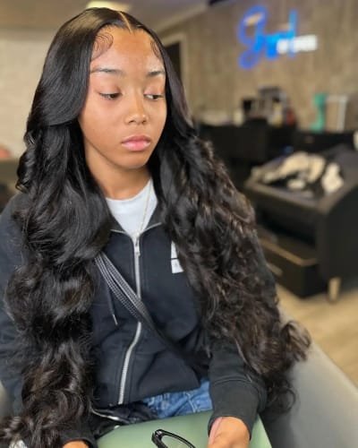 Customer photo review of Curtain Bangs 13x4 Lace Wig Chic Retro Body Wave Human Hair Wigs with Adjustable Strap