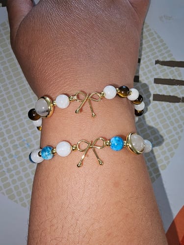 Customer photo review of Bracelet Détoxifiant en Apatite et Pierre de Lune || Or fin