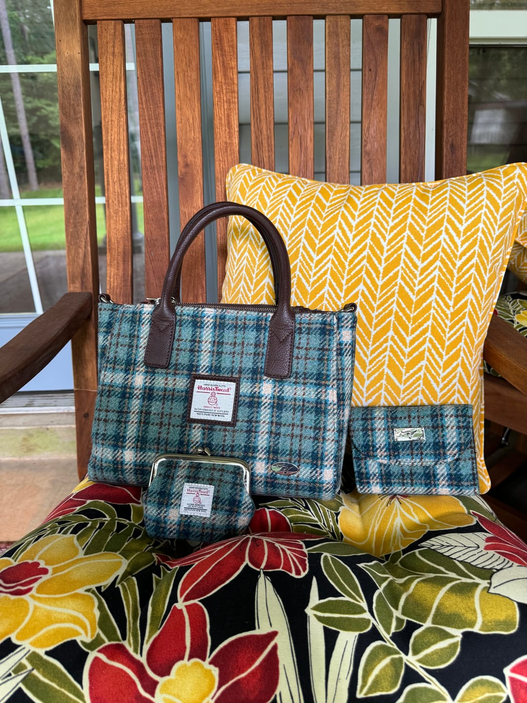 Customer photo review of Women's Harris Tweed 'Jura' Short Wallet with Card Section