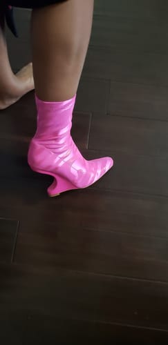 Customer photo review of GIULETTE-FUCHSIA STILETTO BOOTIE