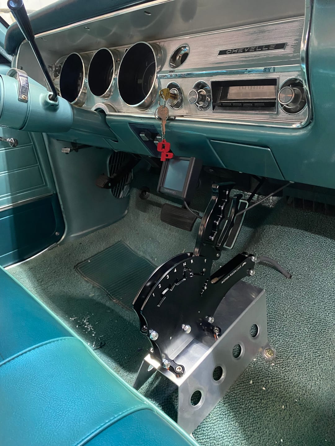 Customer photo review of 4L80E 4 Speed Standard Pattern Operator Series Billet Shifter Front Exit