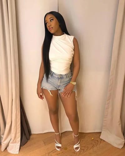 Customer photo review of (Super Deal)30inch 5x5 HD Lace Wear Go Glueless Bone Straight Hair Body Wave Wig