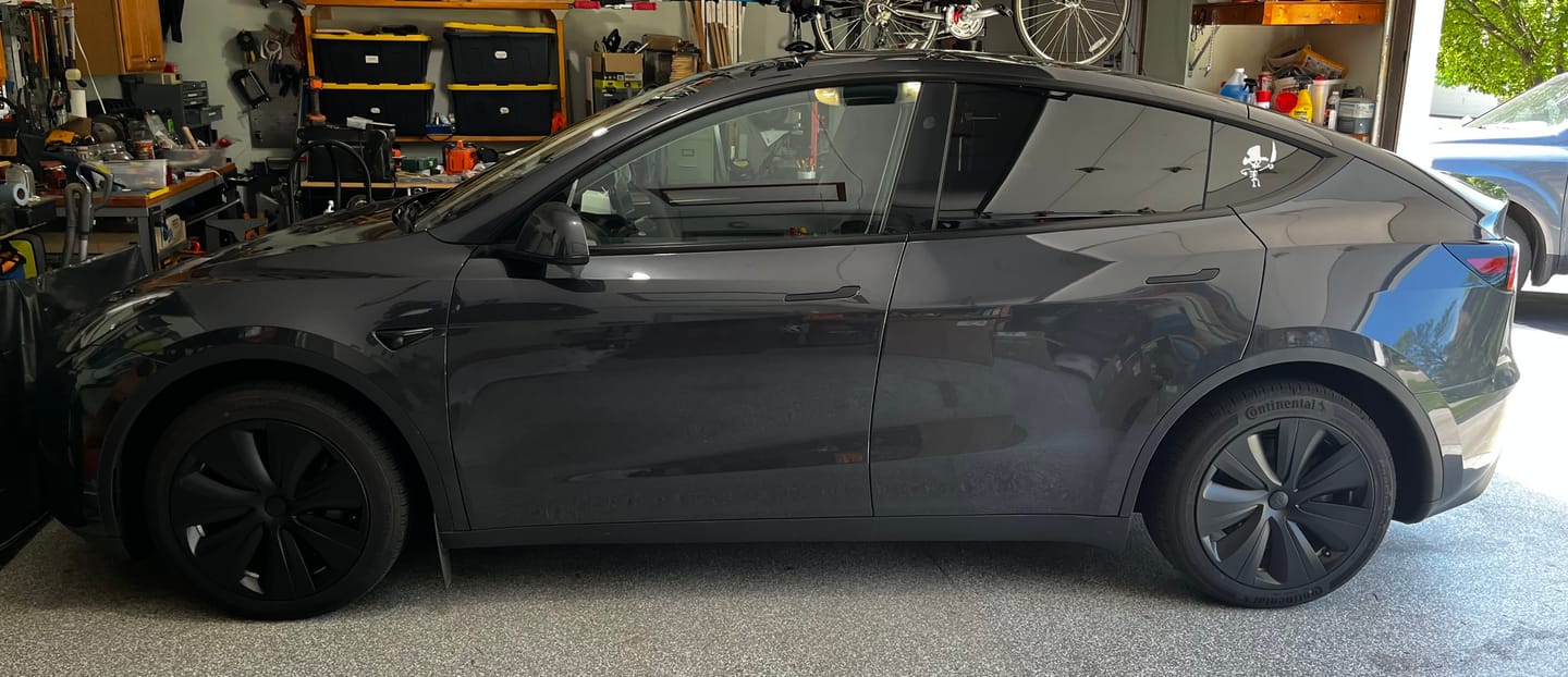 Customer photo review of TESPLUS 19'' Induction Style Wheel Cover for Model Y