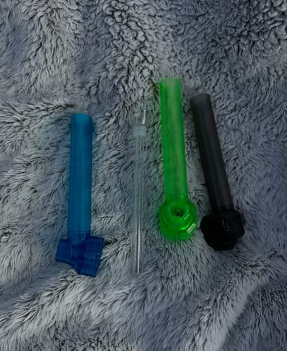 Customer photo review of Blaze Straw - Portable Bong