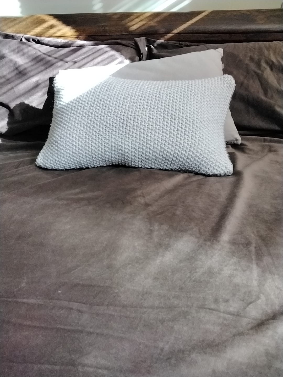 Customer photo review of Dekbedovertrek set Fluweel / Velvet Coffee Brown