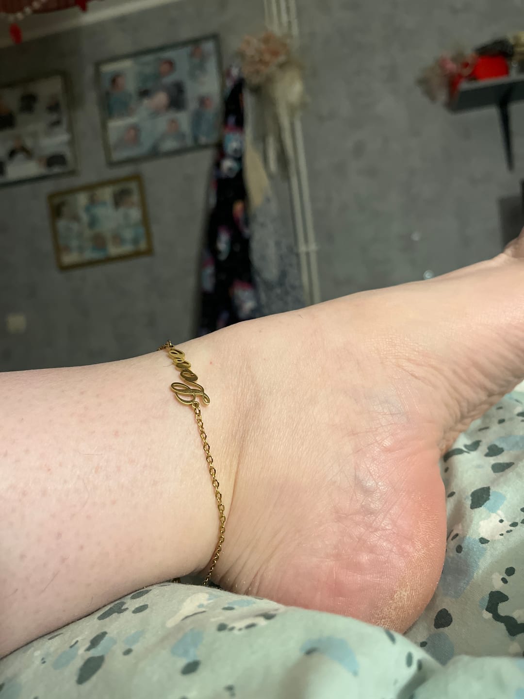 Customer photo review of Bracelet de cheville personnalisé avec prénom