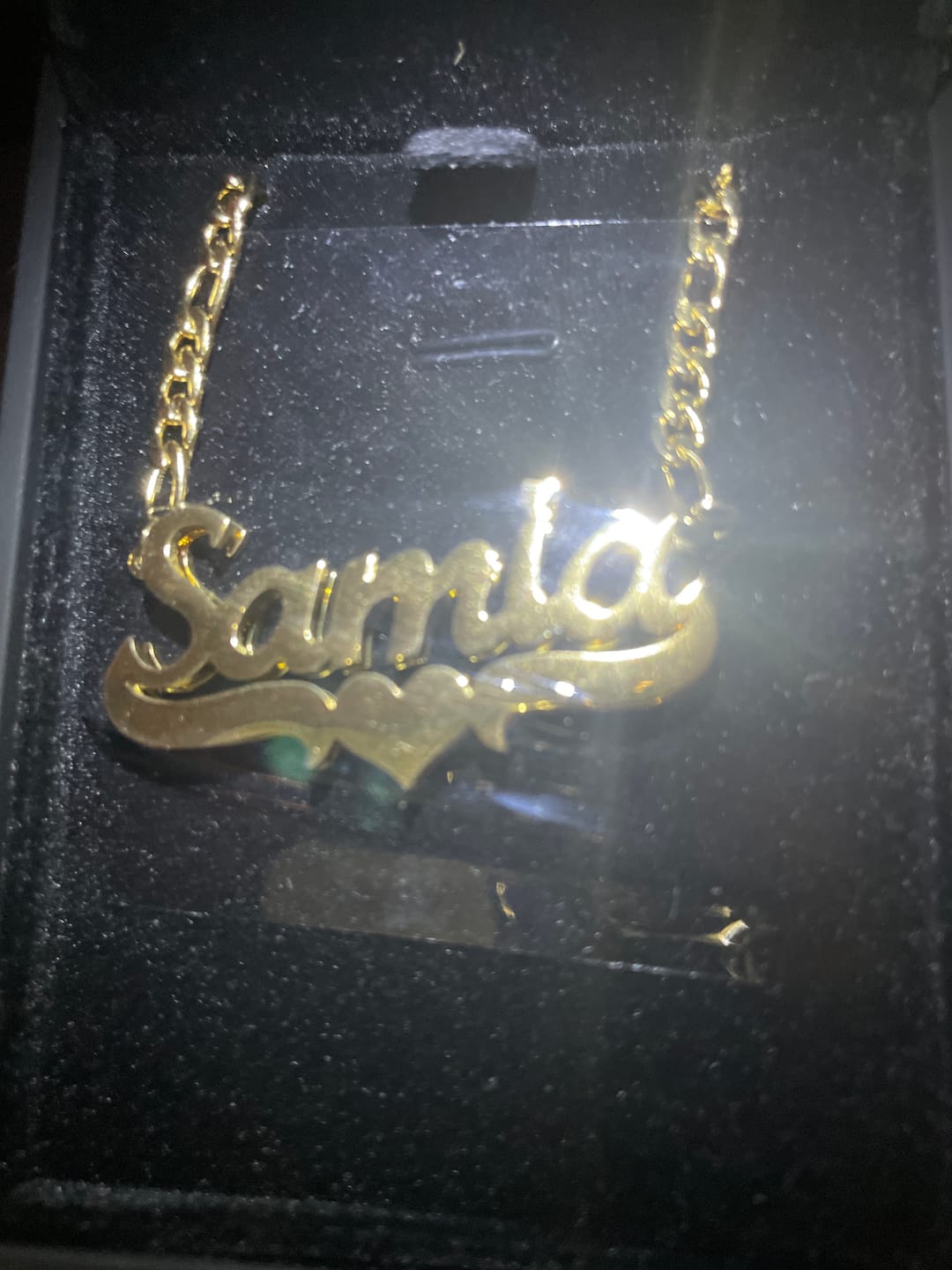 Customer photo review of Classic Heart Bar 3D Plated Name Necklace
