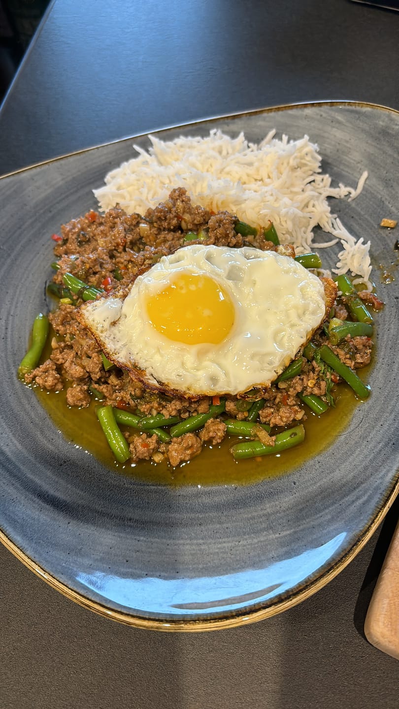 Customer photo review of Pad Krapao Sauce mit Thai Holy Basil (für 8-10 Portionen)