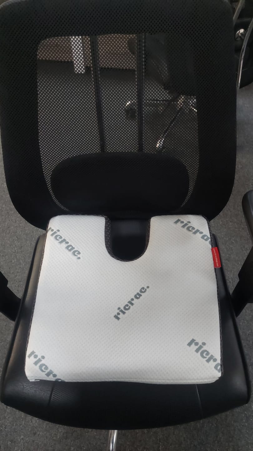Customer photo review of Tailbone Seat Cushion - Rash