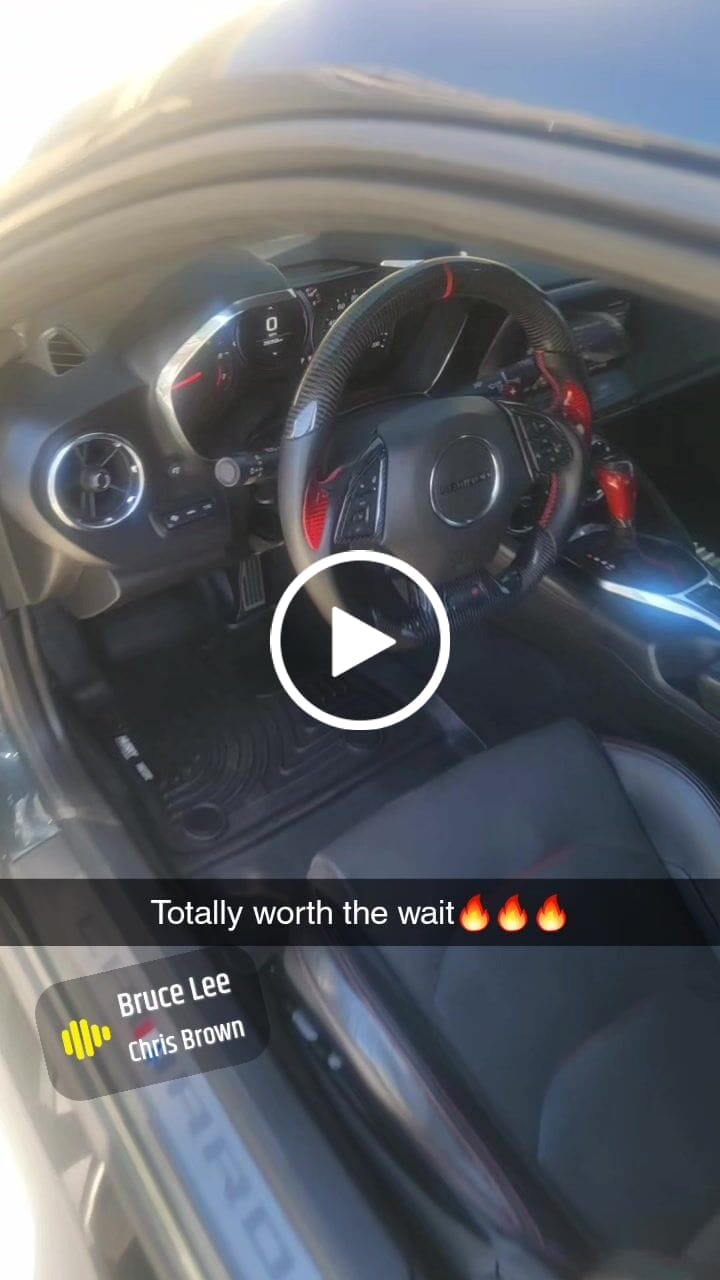 Customer video review of [Complete/Heated] Custom Carbon Fiber Steering Wheel For 2016-2024 Chevy Camaro
