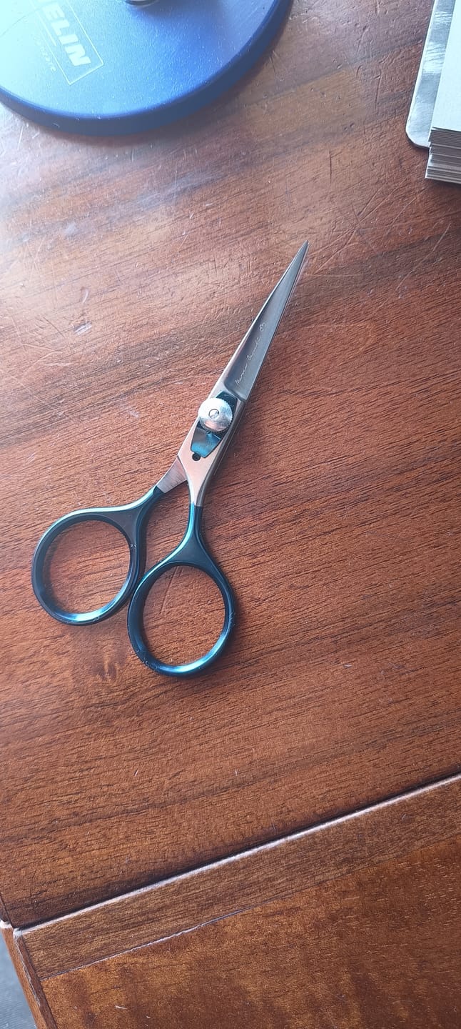 Customer photo review of SuperSharp Kitchen Scissors