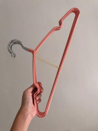 Customer photo review of Trending Item! Premium Colorful Stainless Steel Korean Style Non Slip Wire Hangers