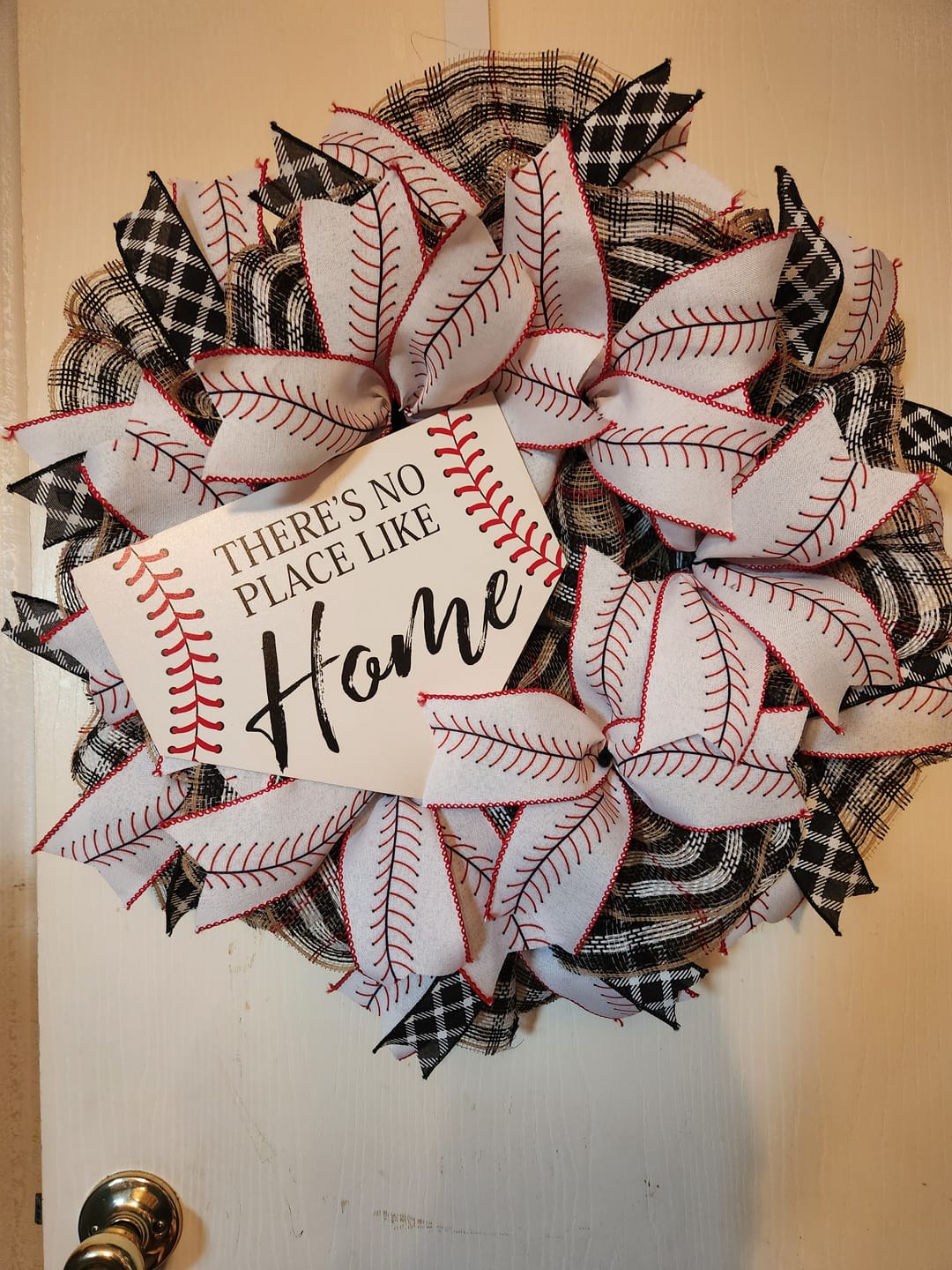 Customer photo review of Mounting Squares Bag of 100 - DECOE-002, attach a wreath sign, sign attachment