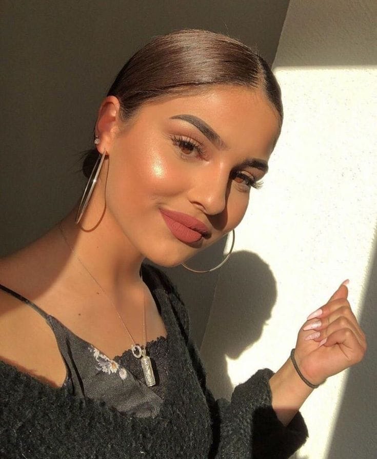 Customer photo review of Complexion Fix Concealer