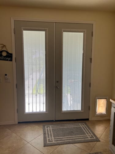 Customer photo review of Blink Enclosed Blinds - 24" x 82" Frame Kit