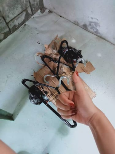 Customer photo review of Trending Item! Premium Colorful Stainless Steel Korean Style Non Slip Wire Hangers