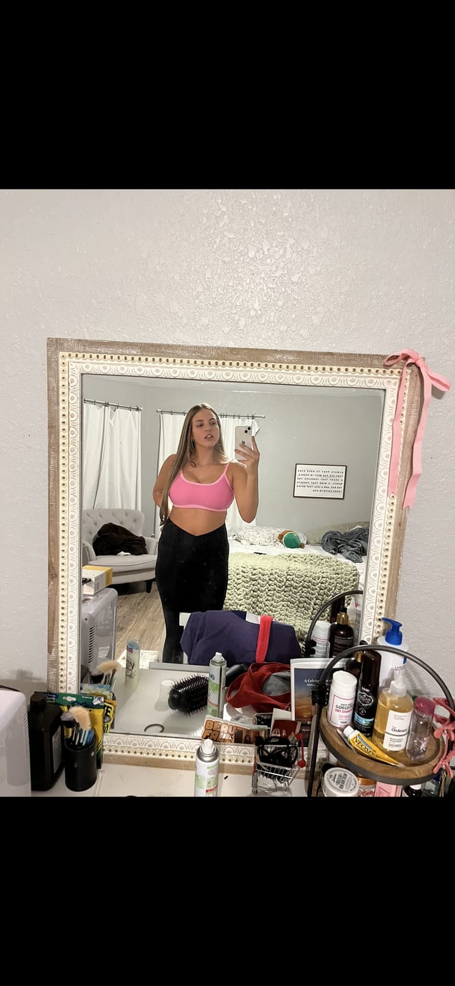 Customer photo review of TYLER Poppy Pink Sporty Bikini Top