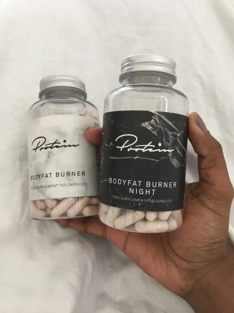 Customer photo review of Bodyfat Burner Night | 150 Capsules