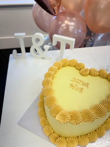 Customer photo review of clara