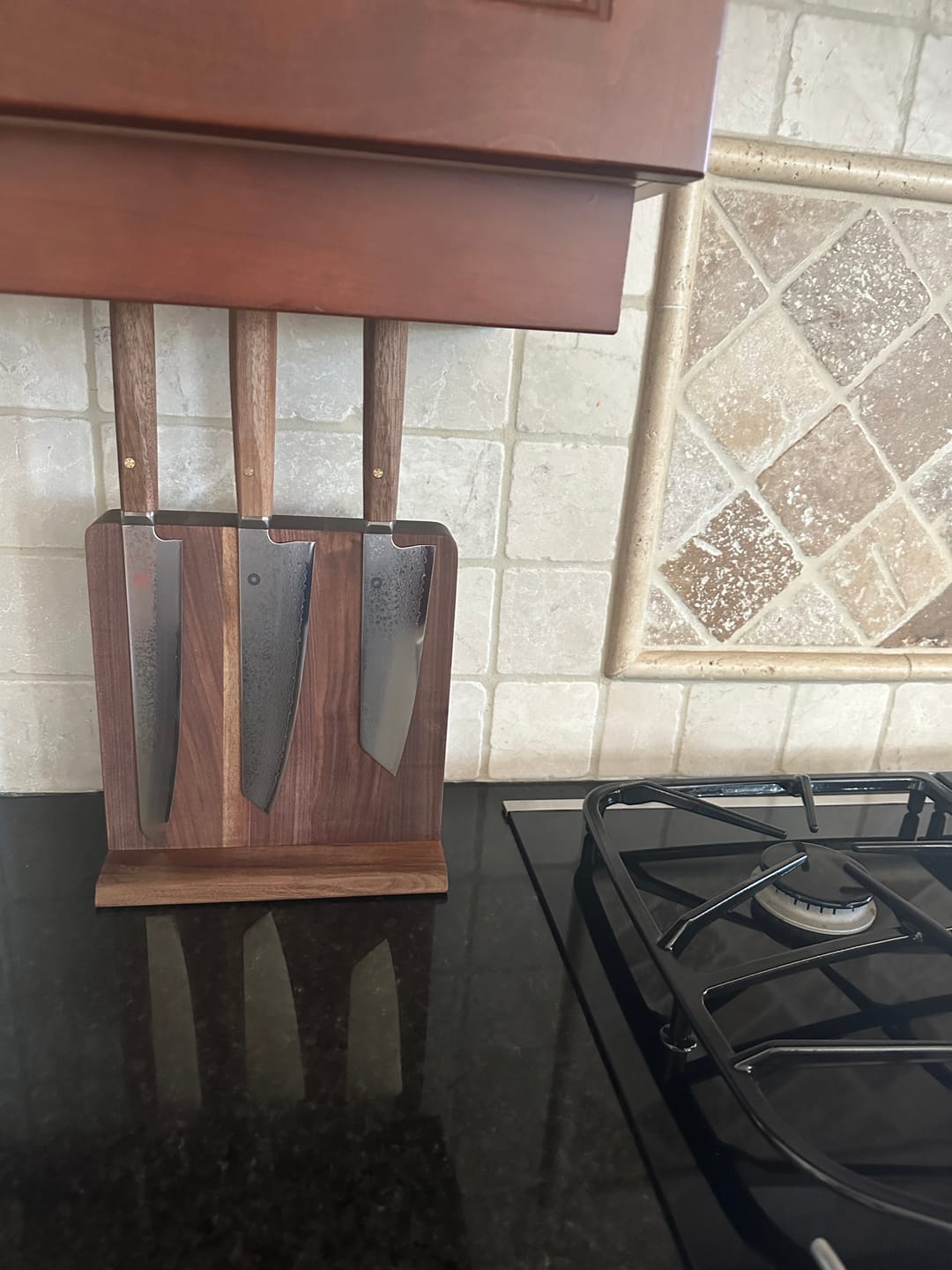 Customer photo review of Knife Block - Walnut & Leather