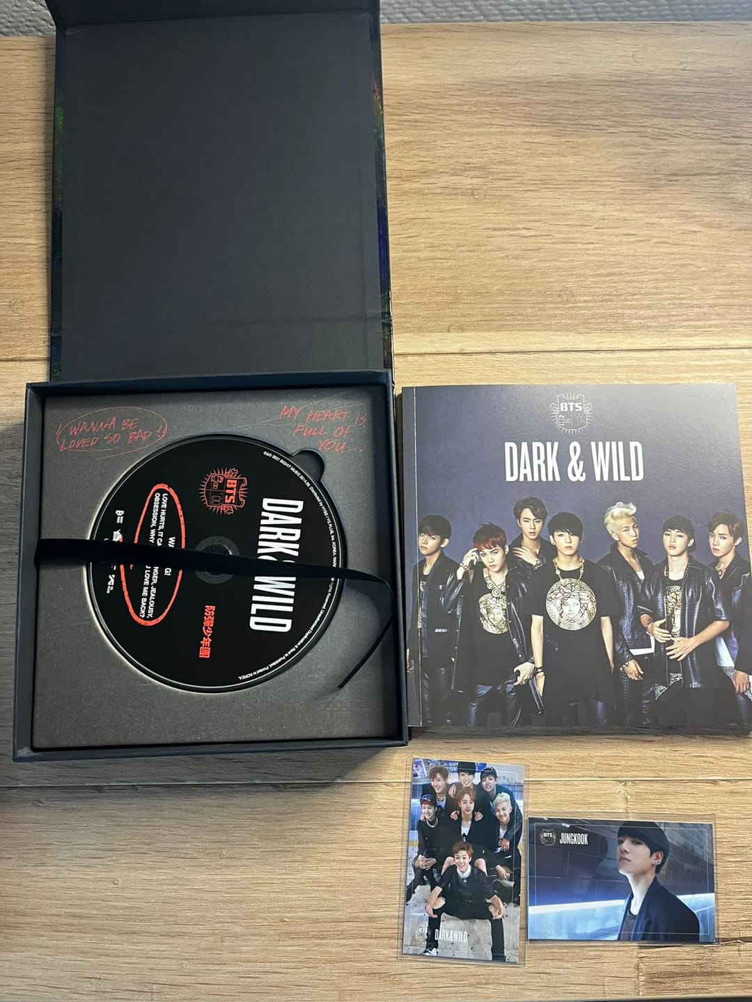 Customer photo review of BTS - 1ST FULL ALBUM DARK & WILD