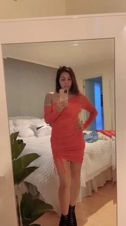 Customer photo review of Robe plissée à épaules dénudées en maille à la mode