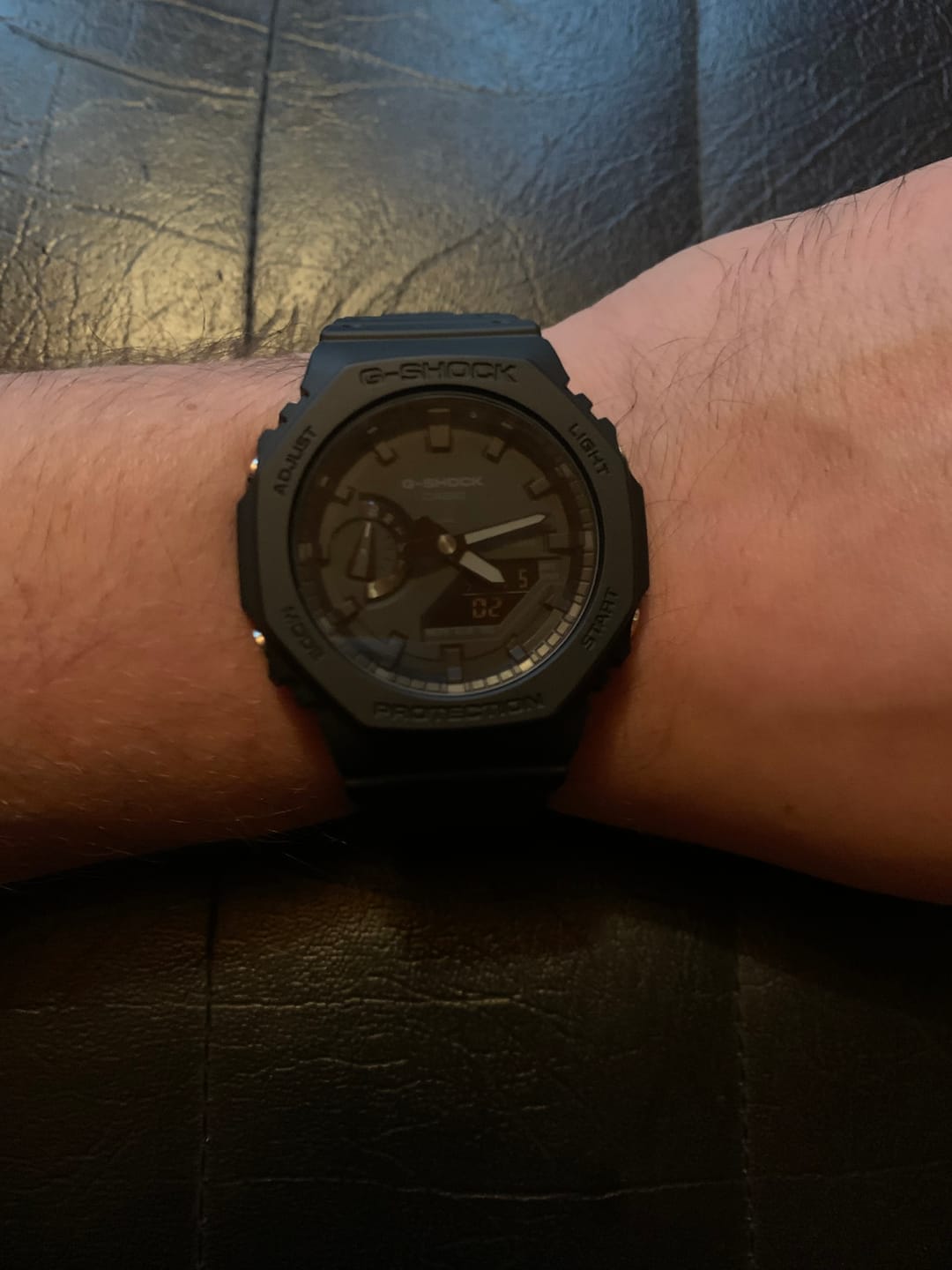 Customer photo review of Reloj Casio G-Shock Royal Oak "Casioak" GA-2100-1A1DR Carbon Core Negro