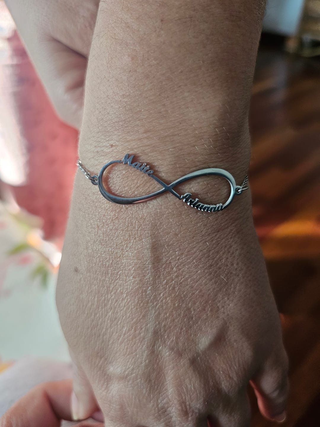 Customer photo review of Pulsera Infinito ~ Personalizable