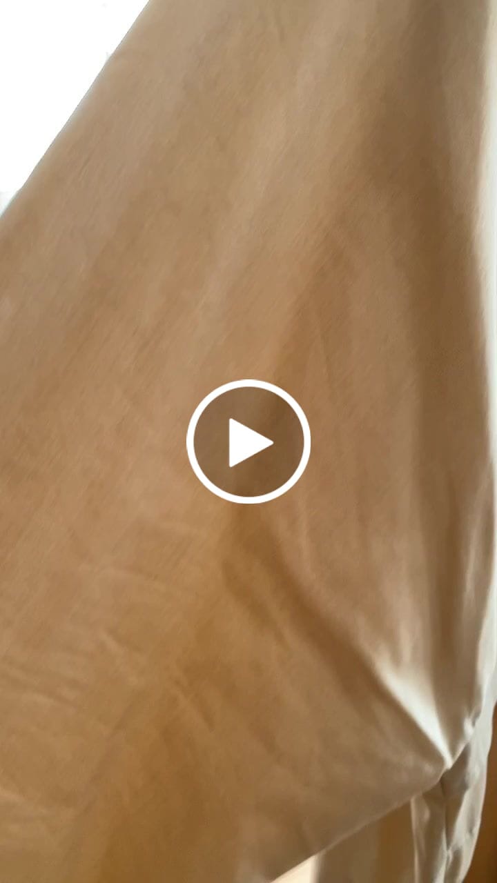 Customer video review of KAPÜŞONLU TRENÇKOT