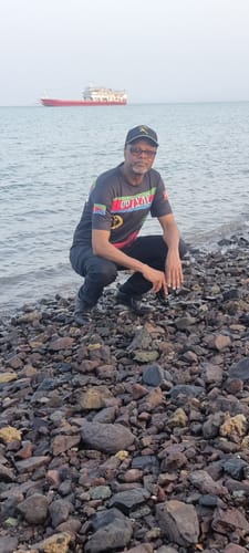Customer photo review of Custom Eritrea T Shirt Eritrean Emblem Flag Mix African Pattern LT01