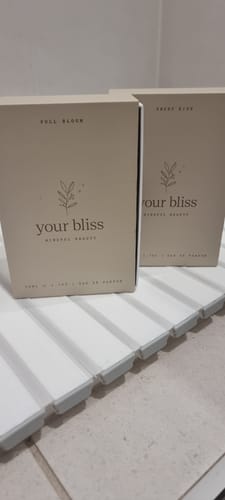 Customer photo review of FULL BLOOM