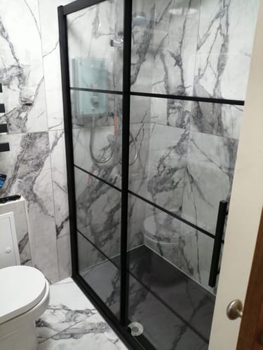 Customer photo review of Hudson Reed Apex Matt Black Sliding Shower Door - 1400mm